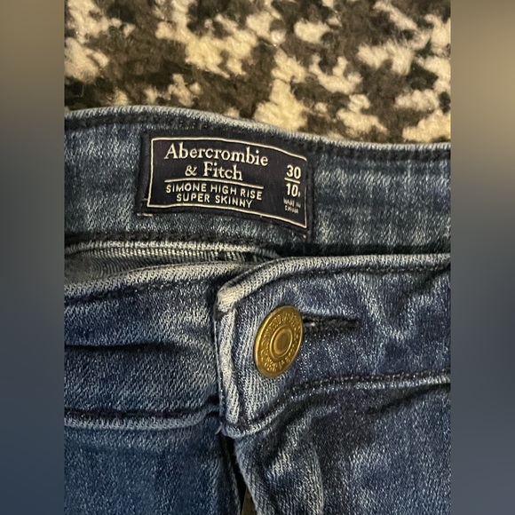 abercrombie & fitch jeans - Picture 3 of 5